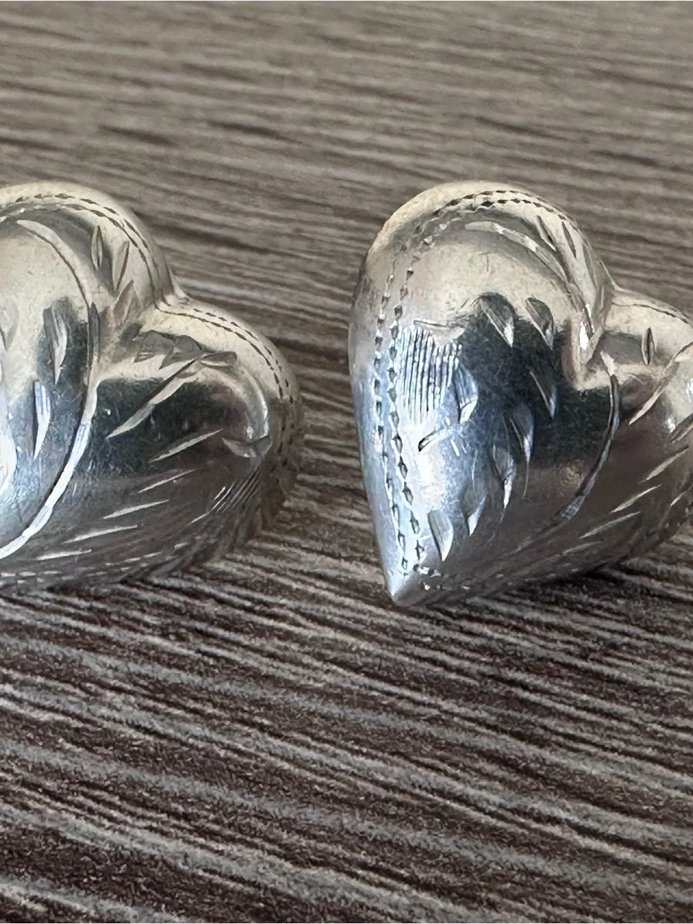 Vintage Sterling Silver Puffy Etched Pierced Heart Earrings 925